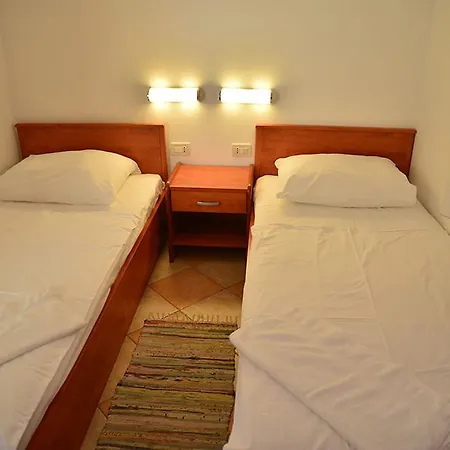 Apartments Funda 3560